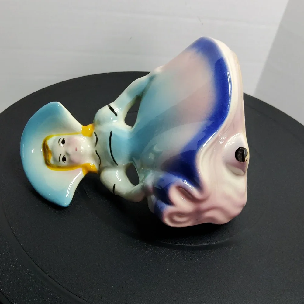 Art pottery, Shawnee? Dutch girl planter